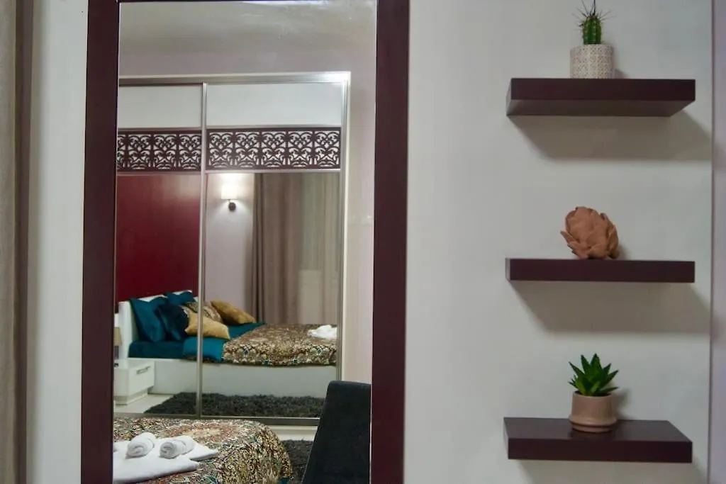 Cozy 2Br Oasis In Central ブルガス