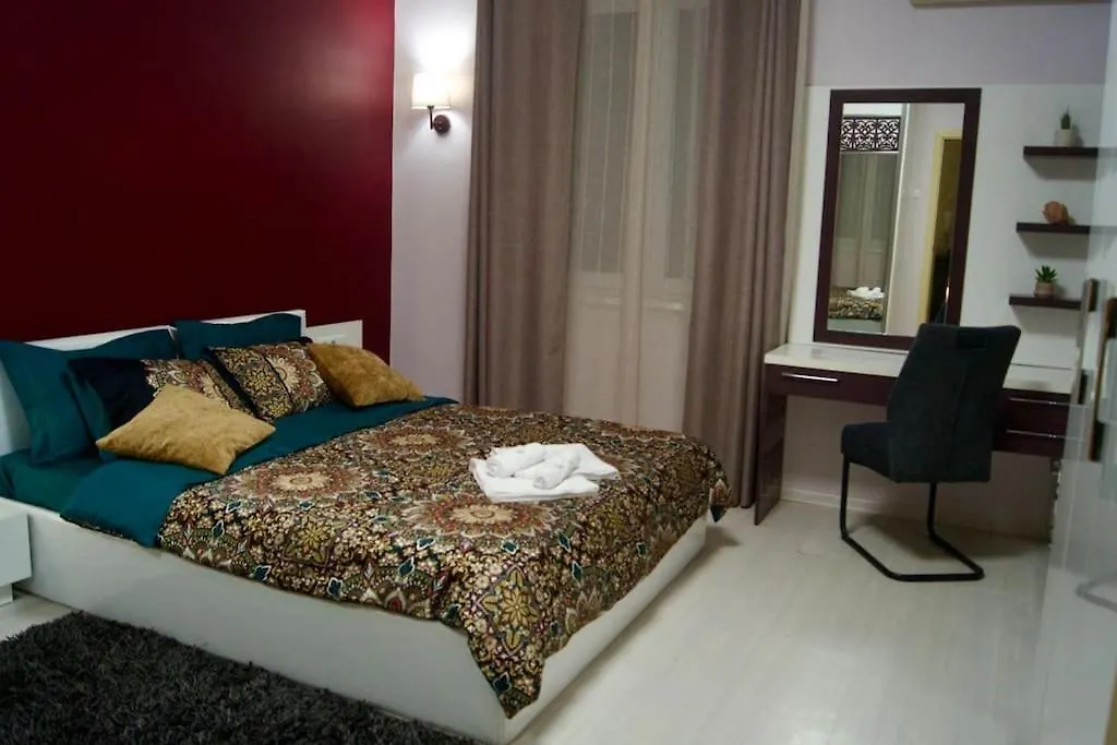 Lejlighed Cozy 2Br Oasis In Central Burgas City Bulgarien
